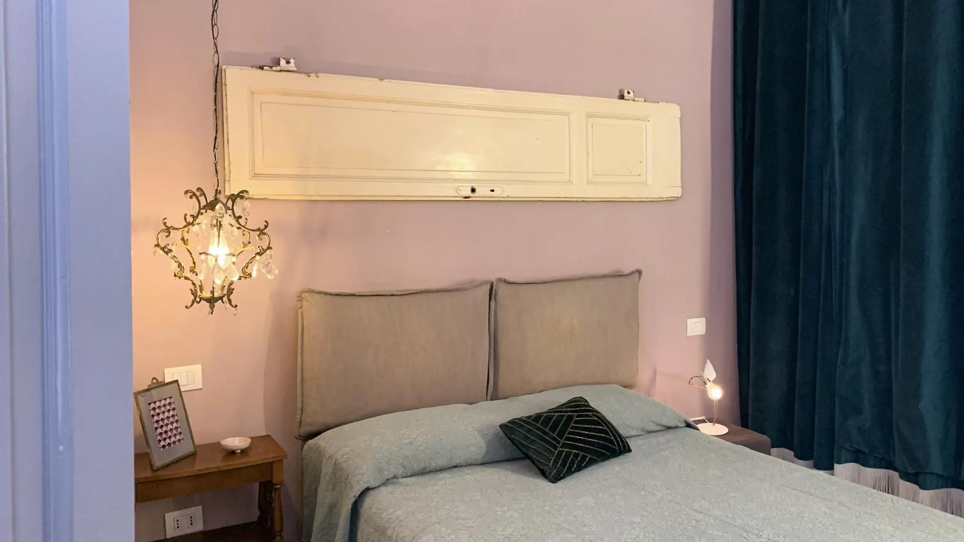Ceramics And Charm Central Station - Meryggiare Apartments Milan Italy